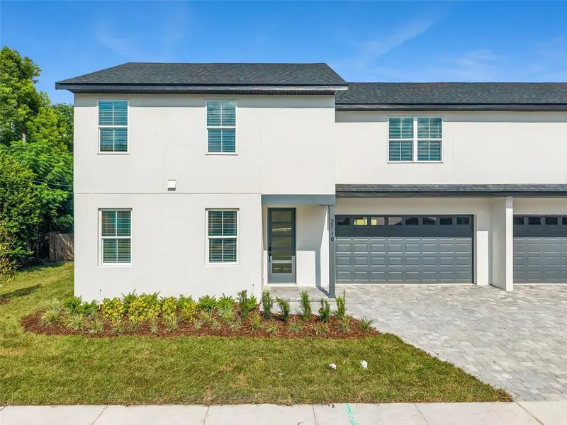 2119 W Lucerne Ter, FL