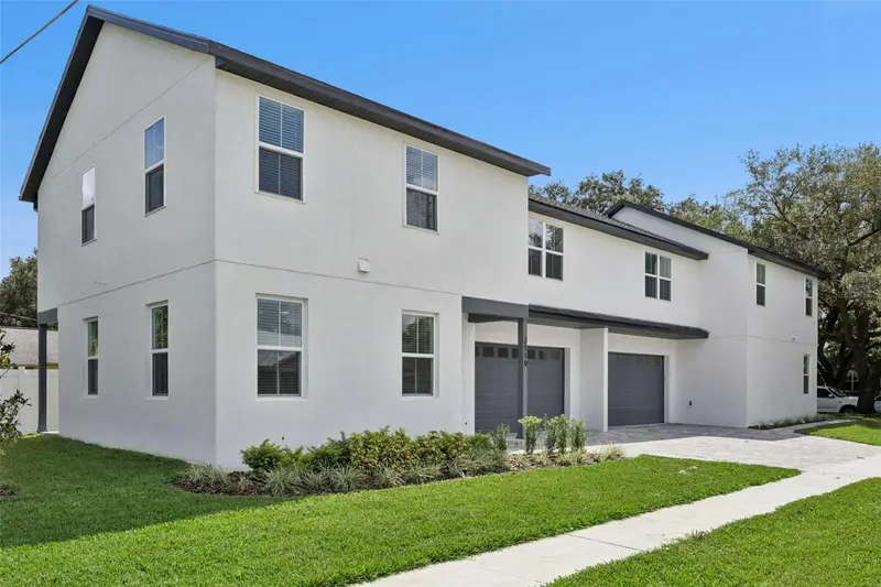 2119 W Lucerne Ter, FL
