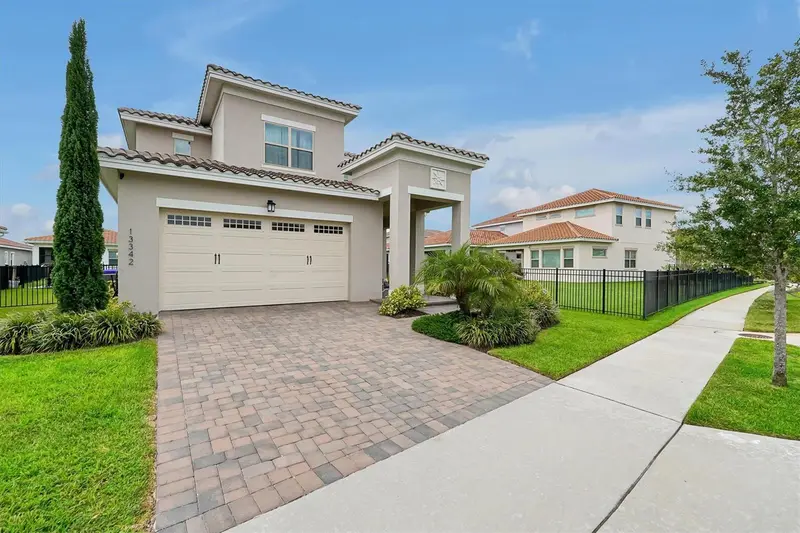 13342 Bromborough Dr, FL