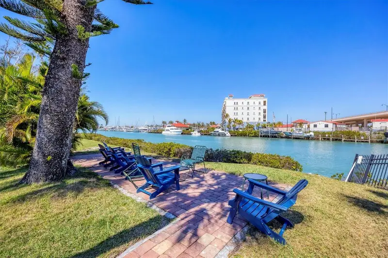 Venice listing