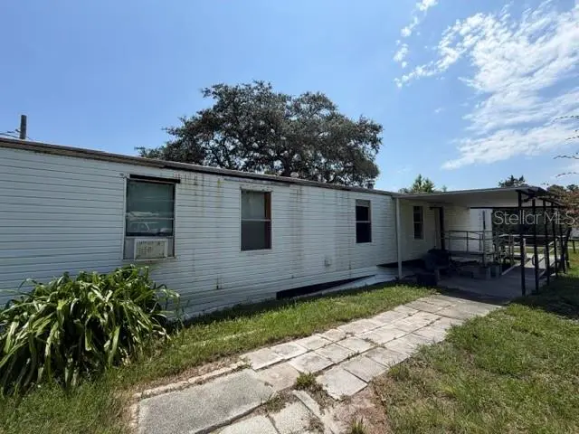 45600 Panther St, FL