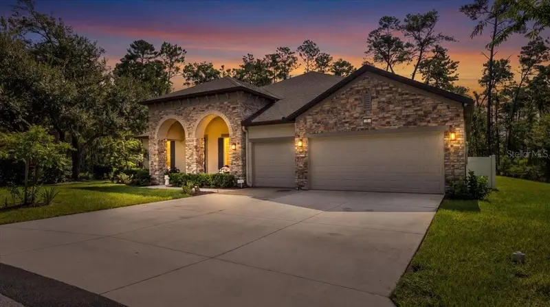 7 Bellis Ct, FL