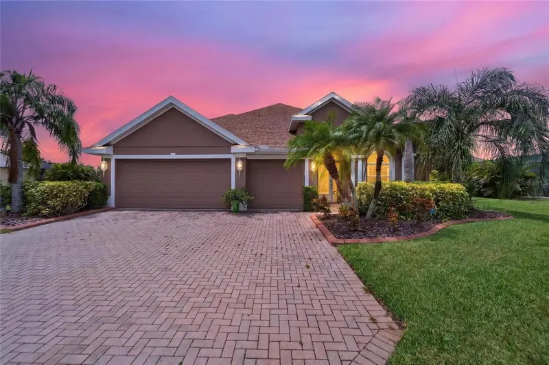 Ellenton listing