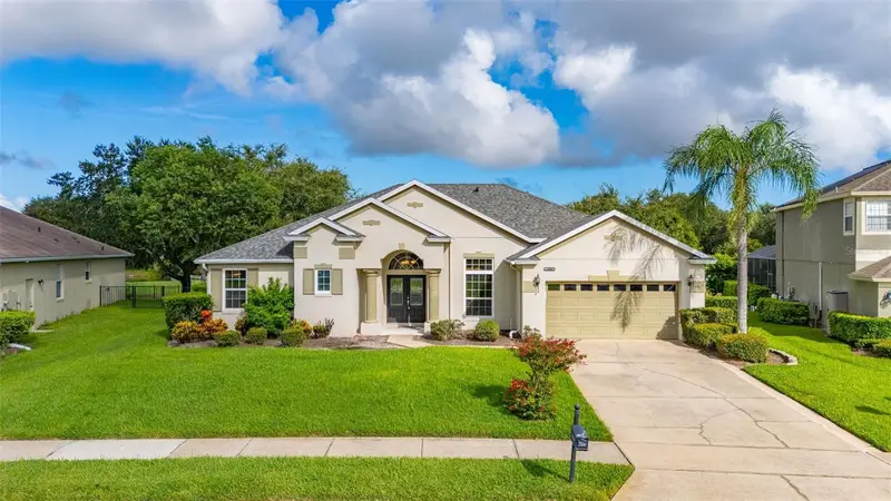 2039 Harbor Cove Way, FL