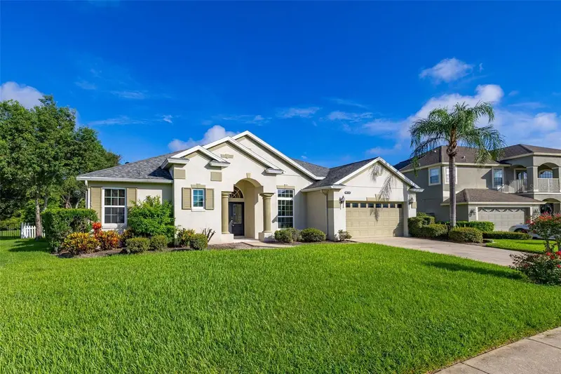 2039 Harbor Cove Way, FL