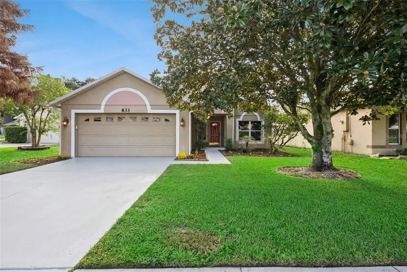 833 Delfino Pl, FL