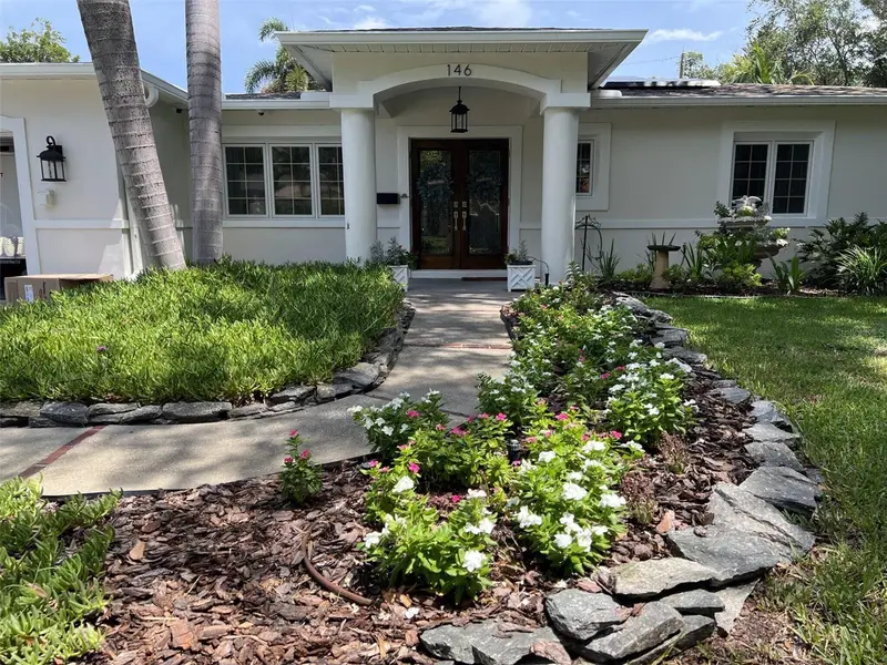 146 Giralda Blvd Ne, FL