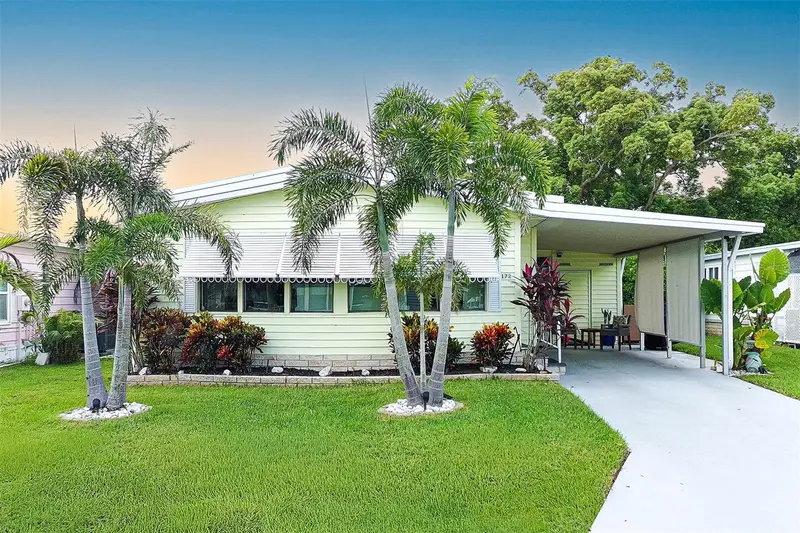 172 Clubview Dr #5, FL