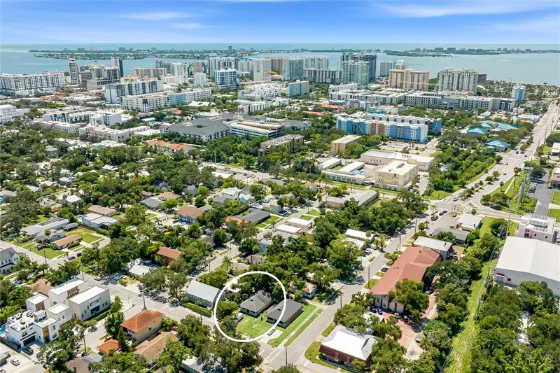 919 Goodrich Ave, FL