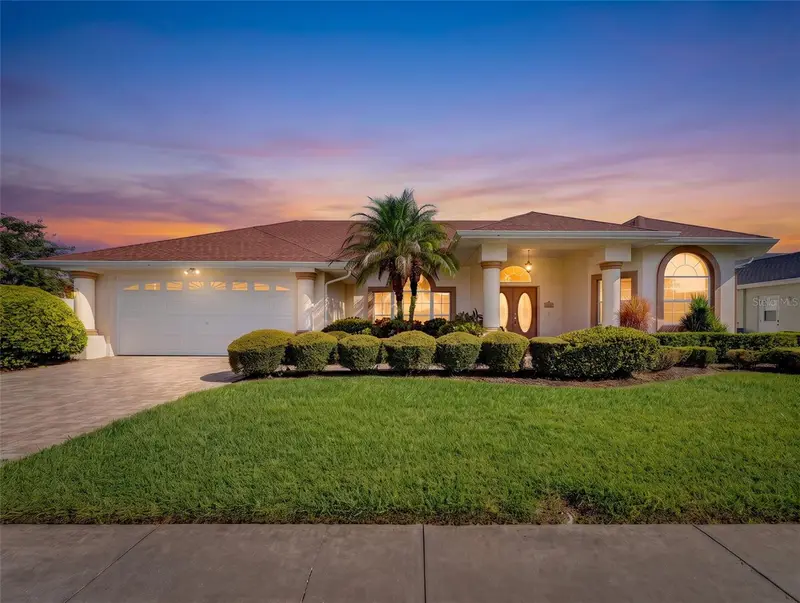 8425 Danbury Ln, FL