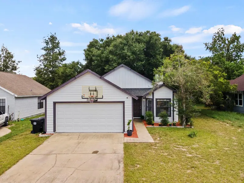 555 Swallow Ct, FL