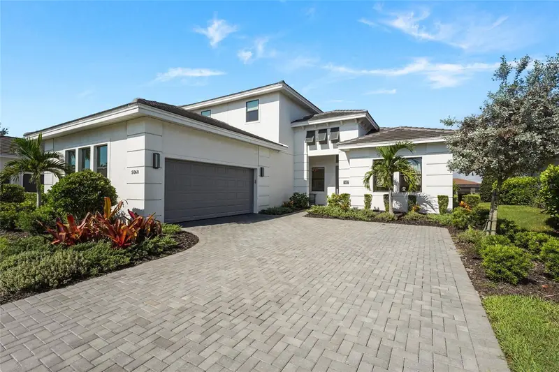 5060 Kiva Cir, FL