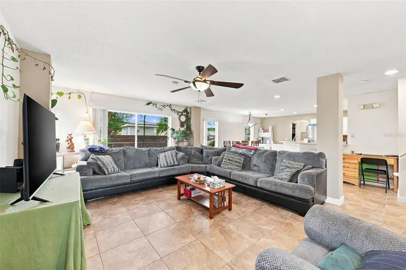 611 Abaco Ct, FL