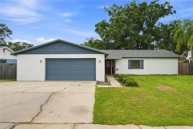 4313 Foxglen Ln, FL