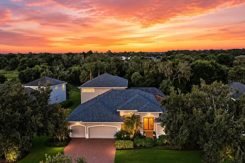 1568 Hickory View Cir, FL