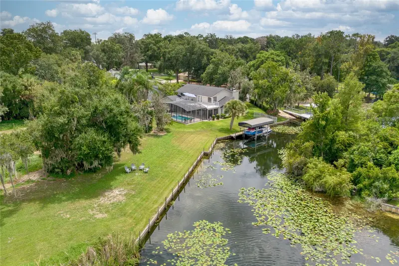 2260 W Classic Court, FL