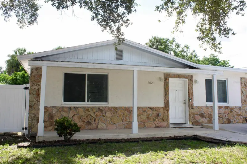 3620 N 56th St, FL