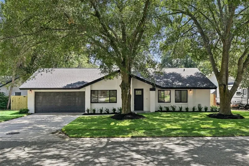 141 Mill Run Dr, FL