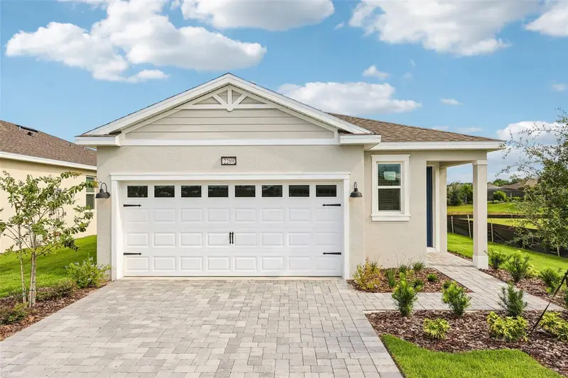 Lakes of Mount Dora listing