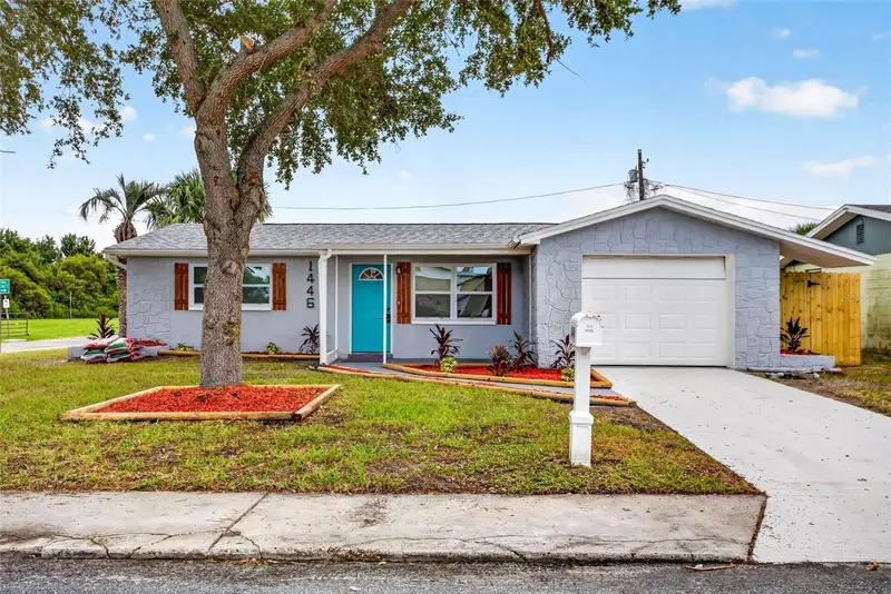 Holiday listing