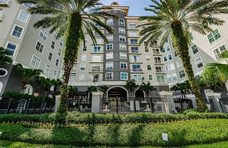 700 S Harbour Island Blvd #404, FL