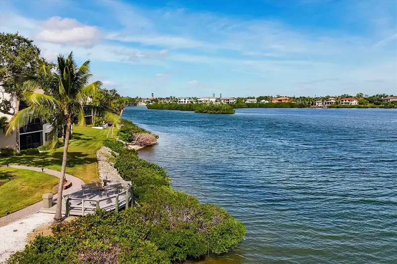 1900 Cove Ii Pl #127, FL