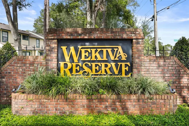 2776 Lancaster Ct, FL