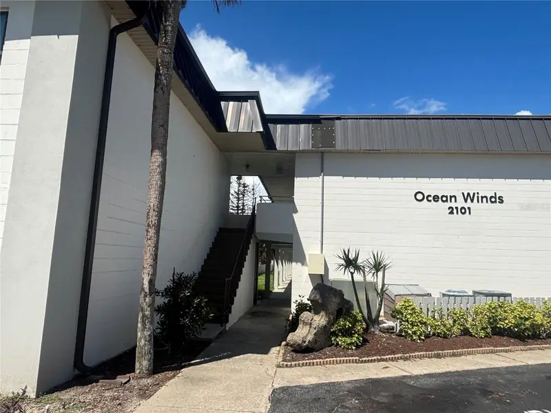 2101 N Atlantic Ave #18, FL