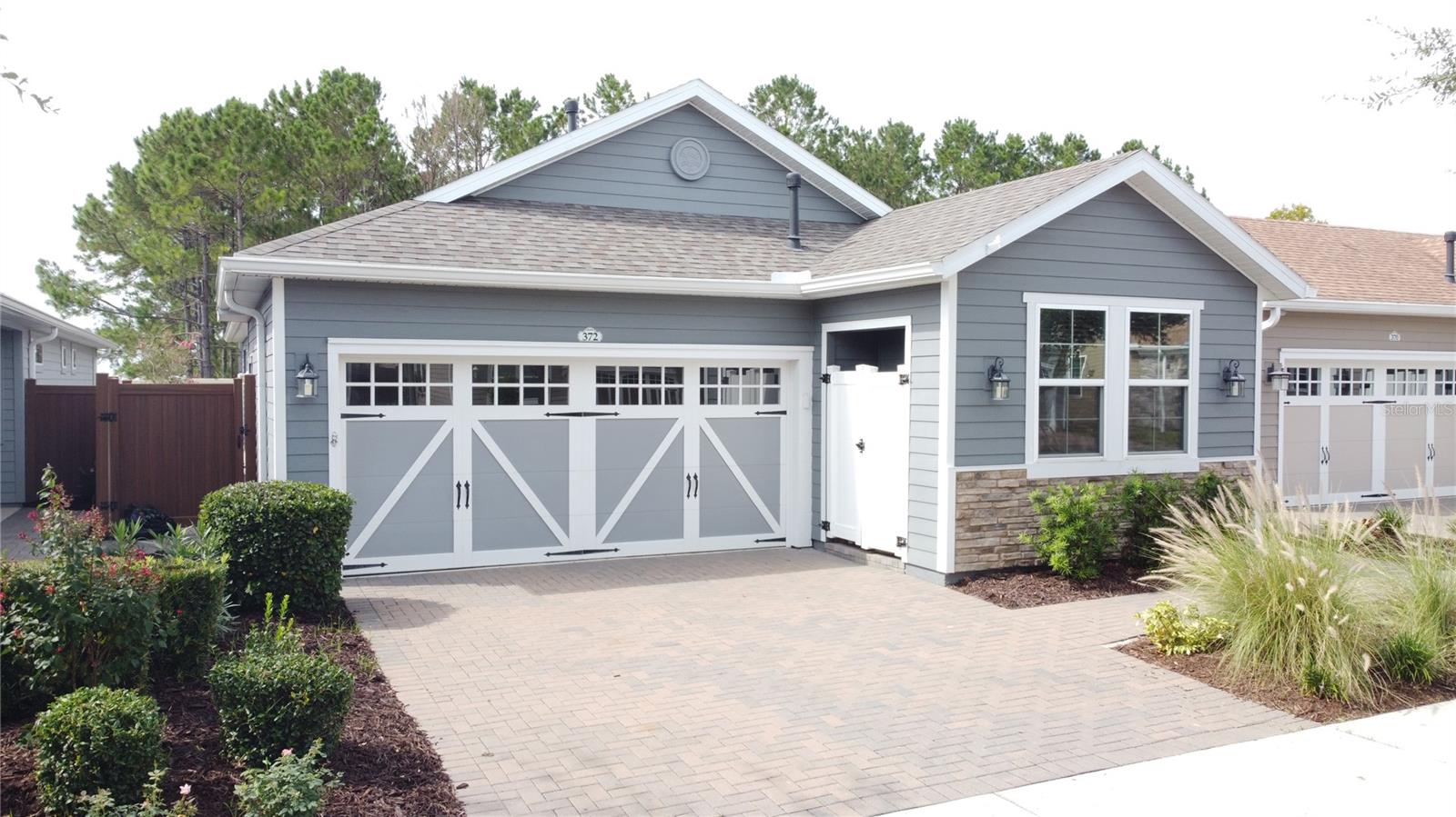 372 Alcove Dr, FL