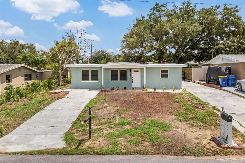 4624 Pirate Pl, FL