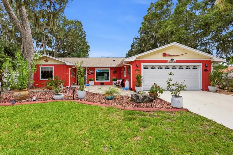 14 Fort Caroline Ln, FL
