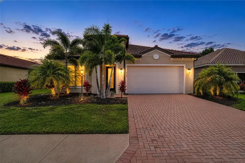 4645 Royal Dornoch Cir, FL