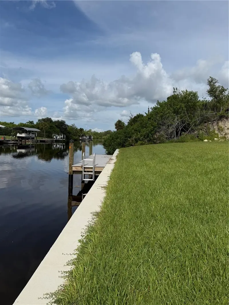 3588 Como St, FL