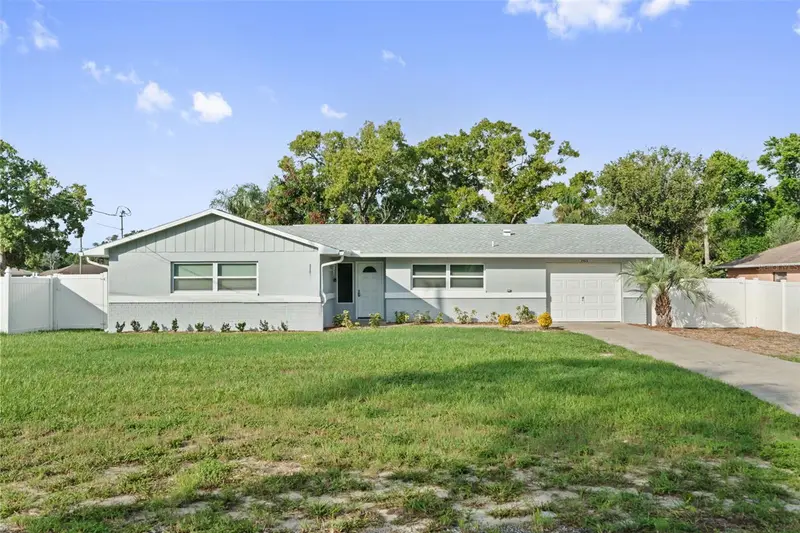 265 Plumtree Ave, FL