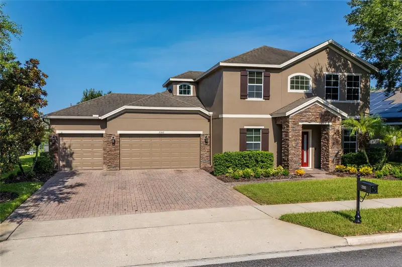 2202 Redmark Ln, FL