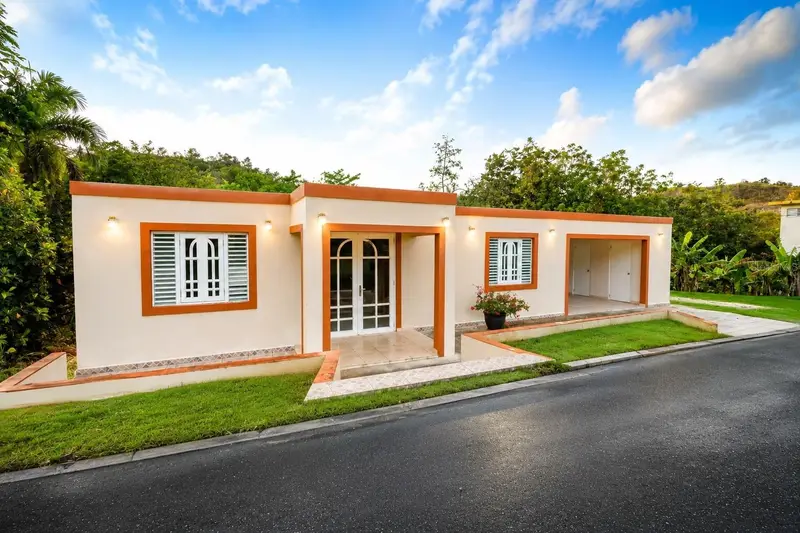 9 Cam Pellin Cruz, PR
