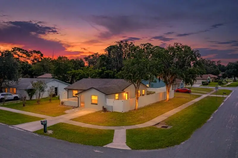 420 Nantahala Ct, FL