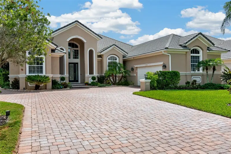 101 Longview Way N, FL