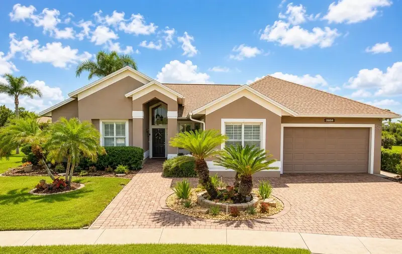 2524 Raccoon Run Ln, FL