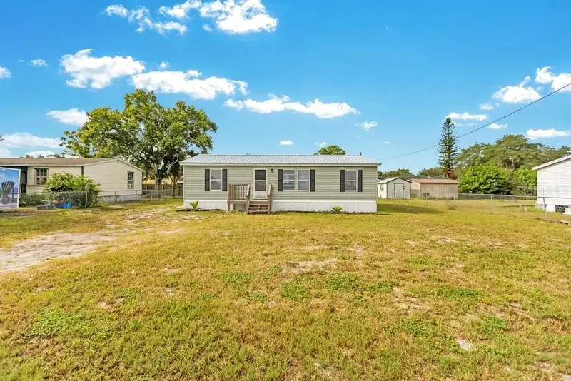 5055 Transport Rd, FL