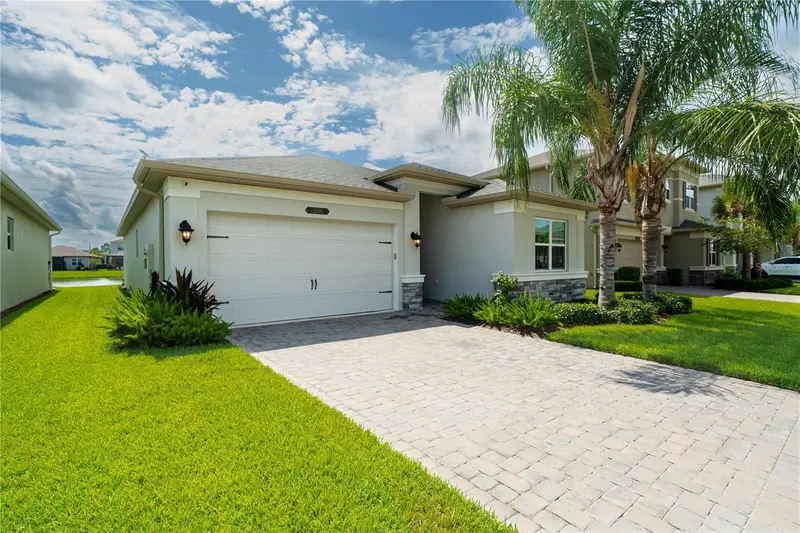 3290 Great Banyan Way, FL