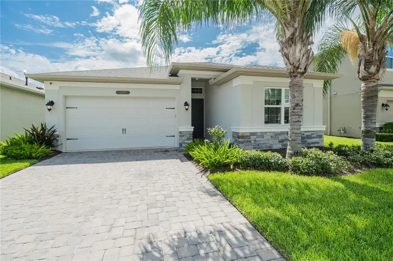 3290 Great Banyan Way, FL