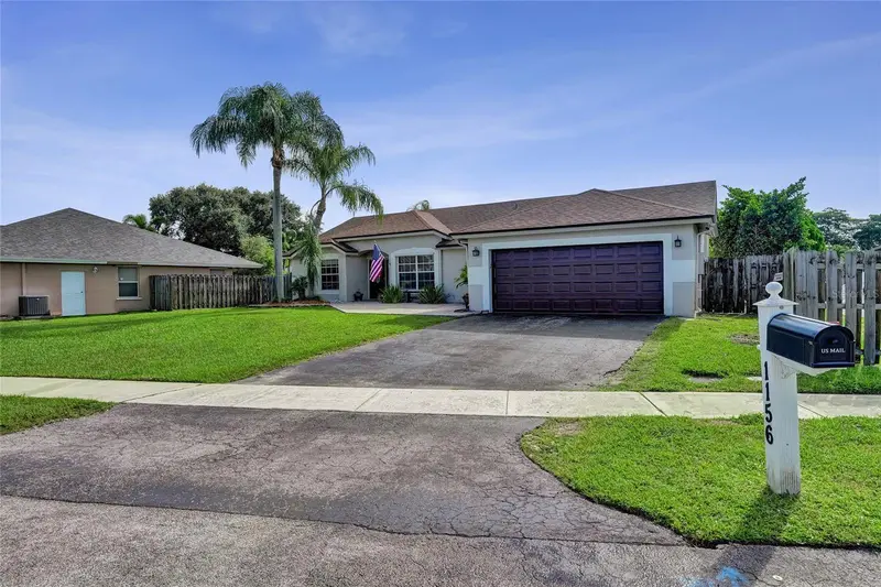 1156 Sw 149 Ln, FL
