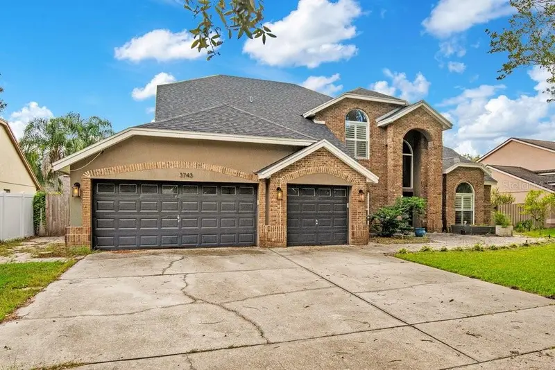 3743 Gatlin Woods Dr, FL