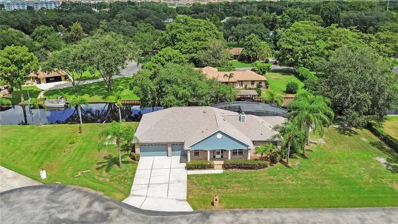 5365 Shady Oak Cir, FL