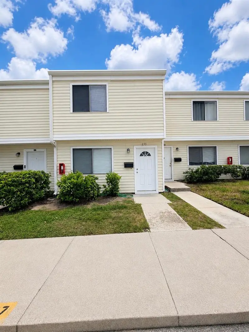 235 Debora Ct #235, FL