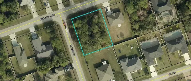 12 Pine Grove Dr, FL