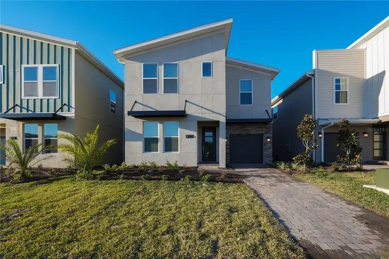 3020 Protagonist St, FL