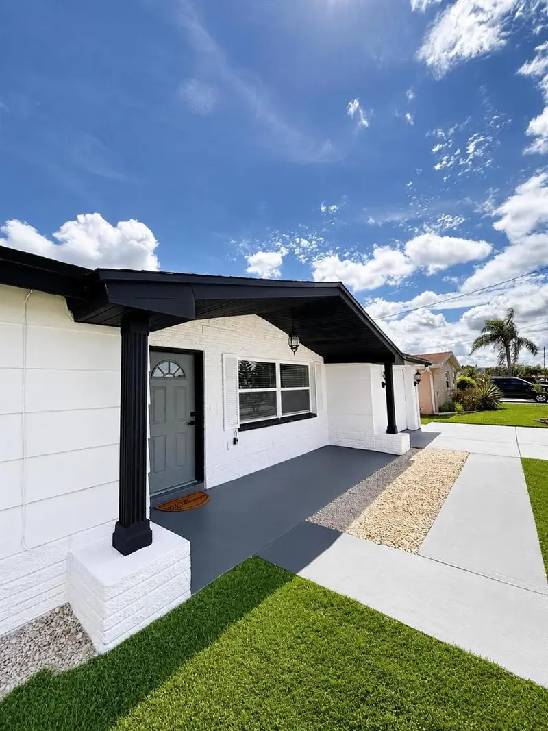 1346 Chancellor Dr, FL