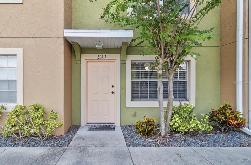 322 Cervantes Dr, FL